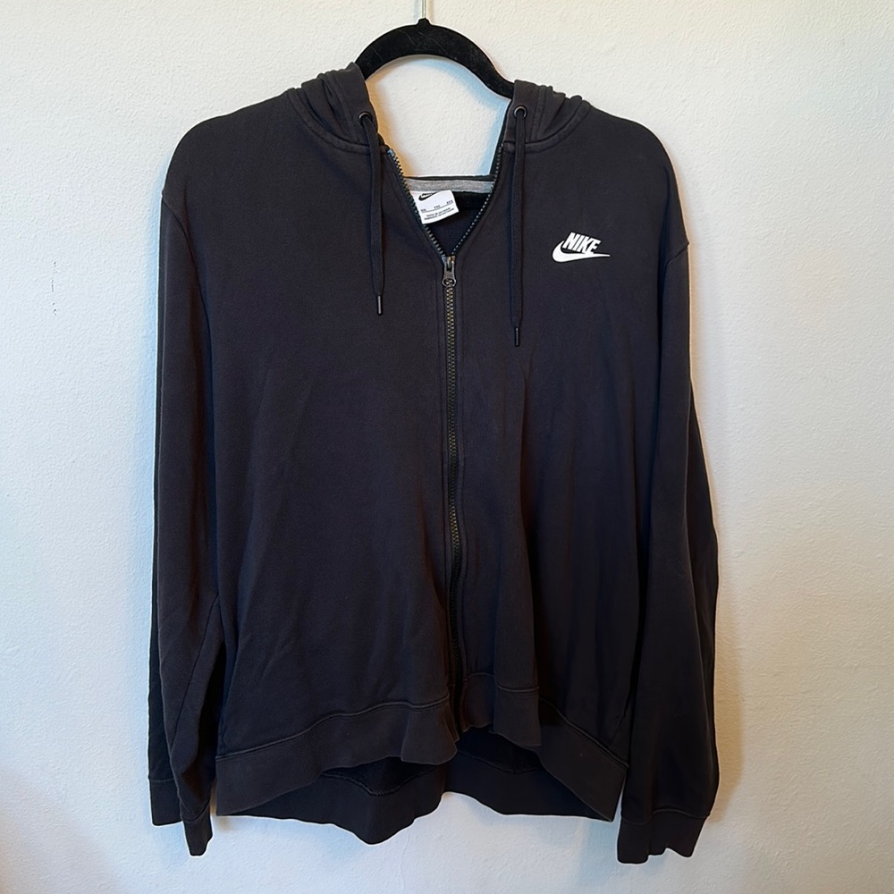 Nike Men’s zip up hoodie size XXL
